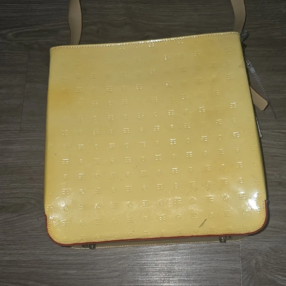 NWT Arcadia Gold Patent Leather Tote  Bag - Picture 2 of 12